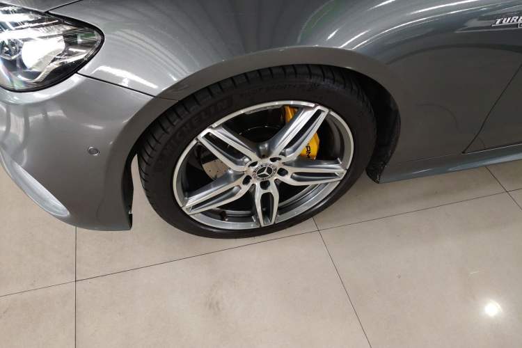 Used Mercedes-Benz E-Class 2017 E 200 Coupe Exterior 4