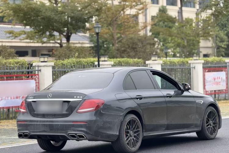 Used Mercedes-Benz E-Class 2017 E 200 Sport 4MATIC Exterior 4