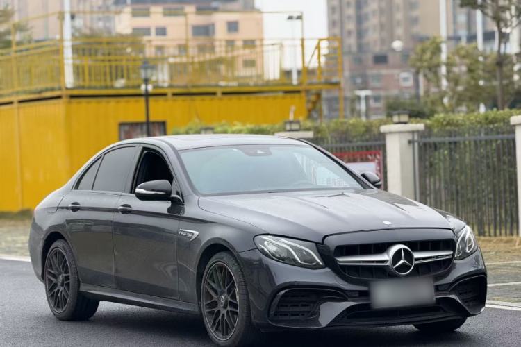 Used Mercedes-Benz E-Class 2017 E 200 Sport 4MATIC Exterior 6
