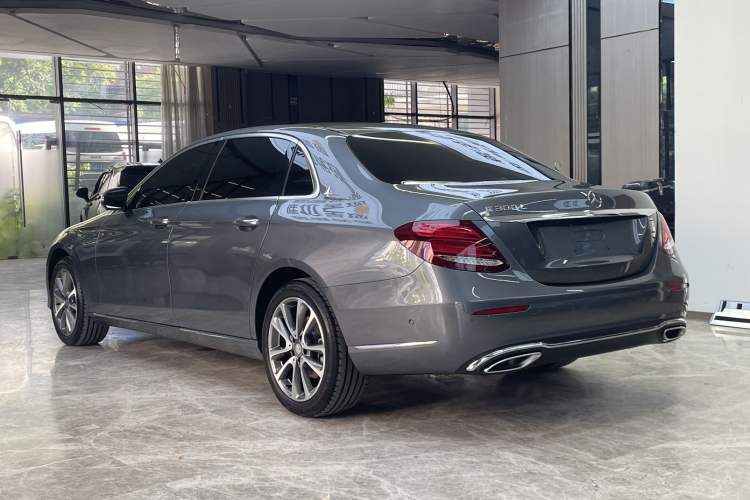 Used Mercedes-Benz E-Class 2017 E 300 L Luxury Model Exterior 7