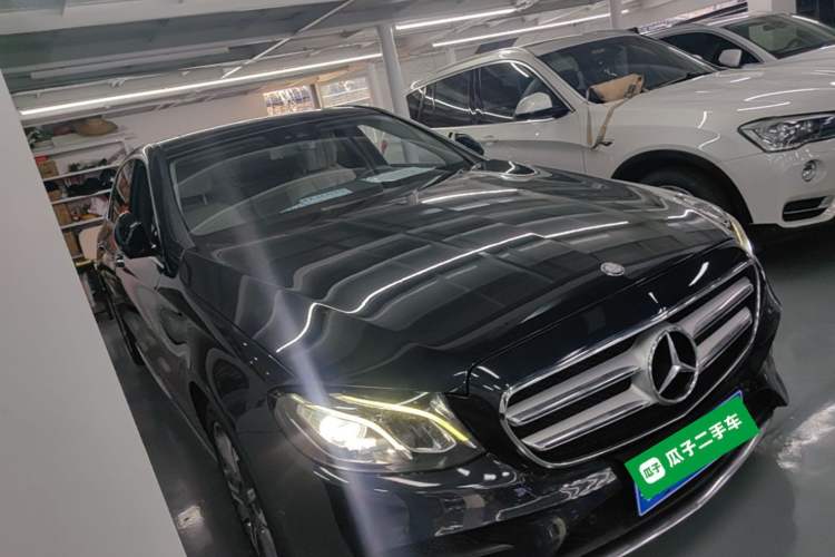 Used Mercedes-Benz E-Class 2017 E 300 L Sporty and Stylish Model Front Right 45 Deg