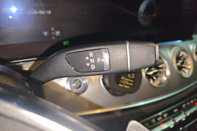 Used Mercedes-Benz E-Class 2017 E 300 Coupe Gear Lever