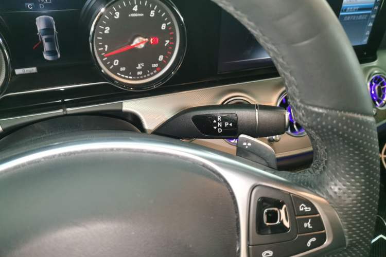 Used Mercedes-Benz E-Class 2017 E 300 Sport Edition Gear Lever