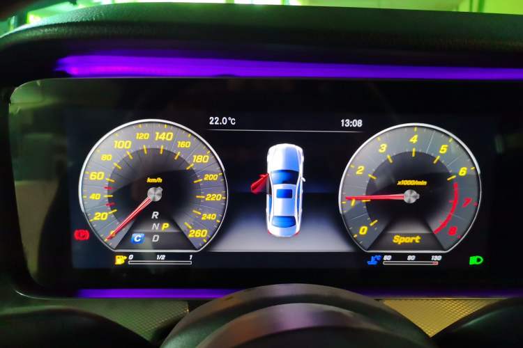 Used Mercedes-Benz E-Class 2017 E 200 Sport 4MATIC Instrument Cluster