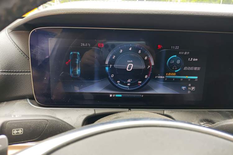 Used Mercedes-Benz E-Class 2017 E 200 L Sport 4MATIC Instrument Cluster