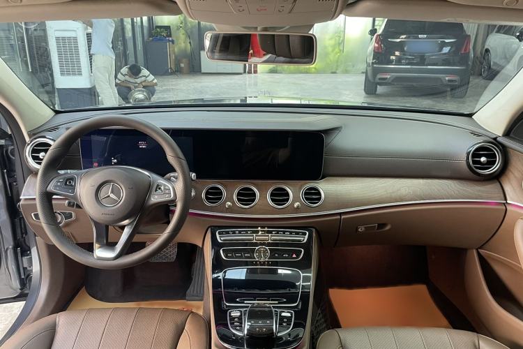 Used Mercedes-Benz E-Class 2017 E 300 L Luxury Model Interior 2