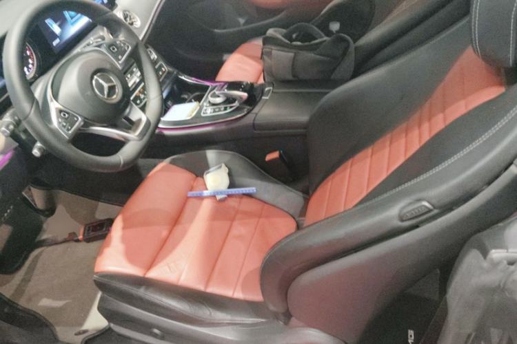 Used Mercedes-Benz E-Class 2017 E 200 Coupe Interior 4