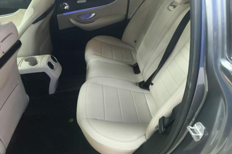 Used Mercedes-Benz E-Class 2017 E 300 L Sport Luxury Edition Left Rear Seat