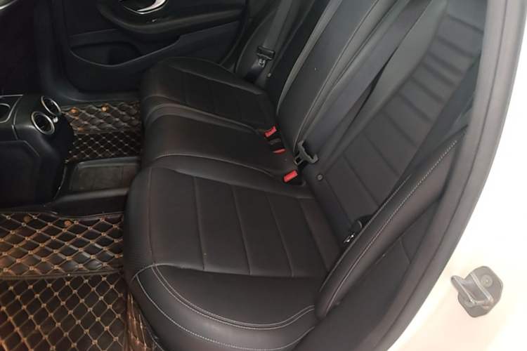 Used Mercedes-Benz E-Class 2017 E 300 L Sporty and Stylish Model Left Rear Seat