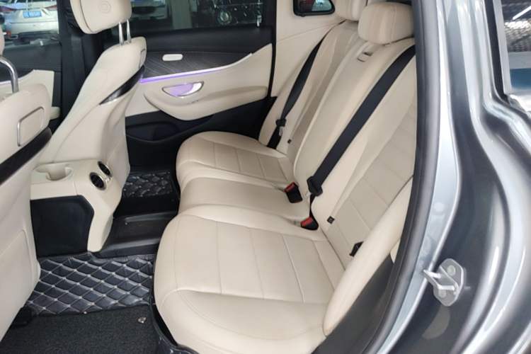 Used Mercedes-Benz E-Class 2017 E 300 L Sport Luxury Edition Left Rear Seat