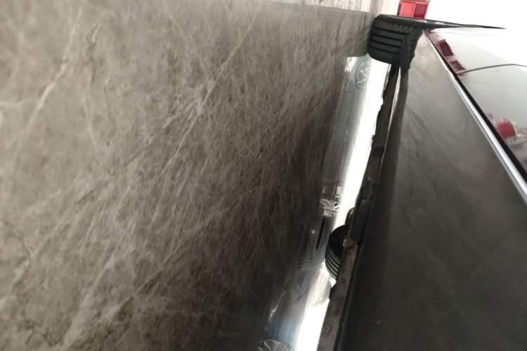 Used Mercedes-Benz E-Class 2017 E 300 L Luxury Model Left Side Sill