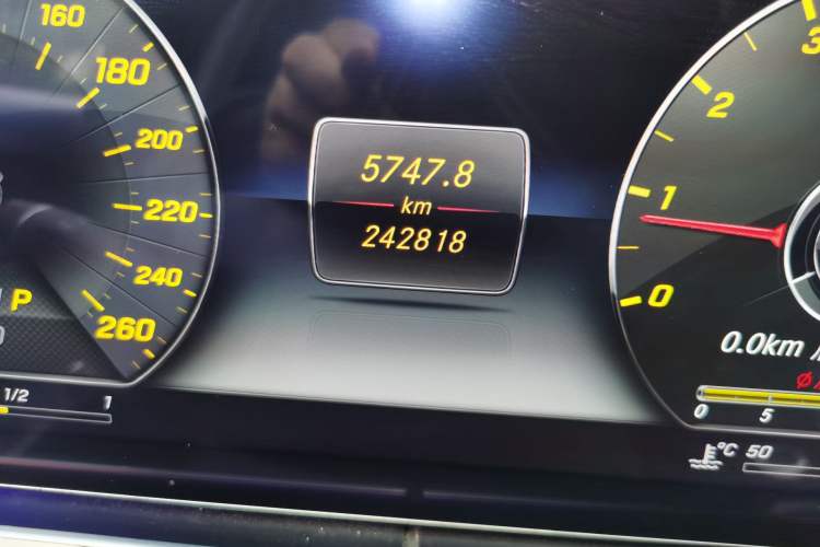 Used Mercedes-Benz E-Class 2017 E 300 L Luxury Model Odometer Close Up