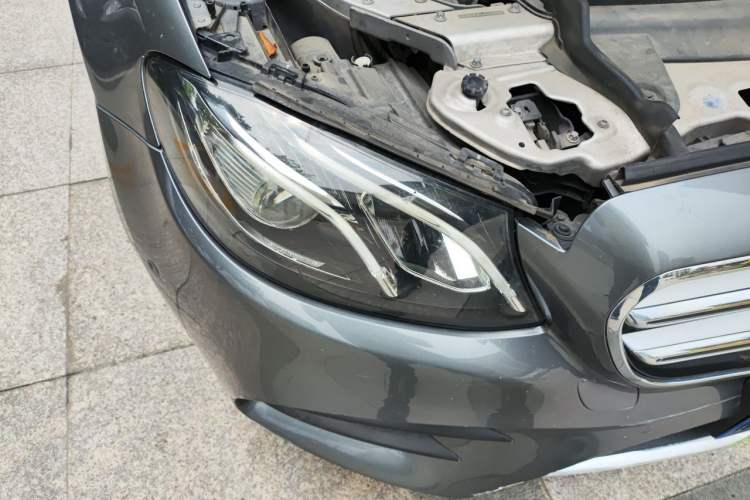 Used Mercedes-Benz E-Class 2017 E 200 L Sport 4MATIC Right Front Headlight