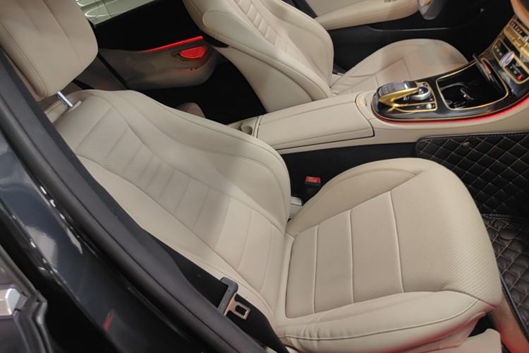 Used Mercedes-Benz E-Class 2017 E 300 L Sporty and Stylish Model Right Front Seat