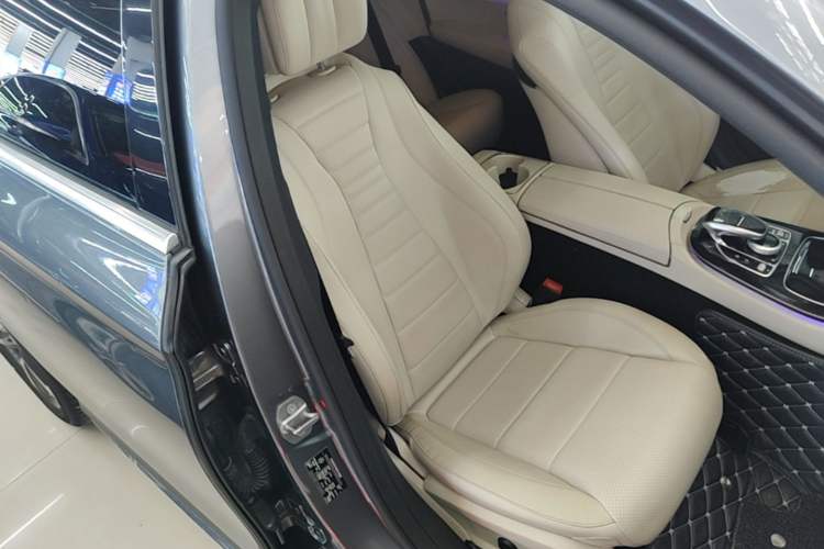 Used Mercedes-Benz E-Class 2017 E 300 L Sport Luxury Edition Right Front Seat