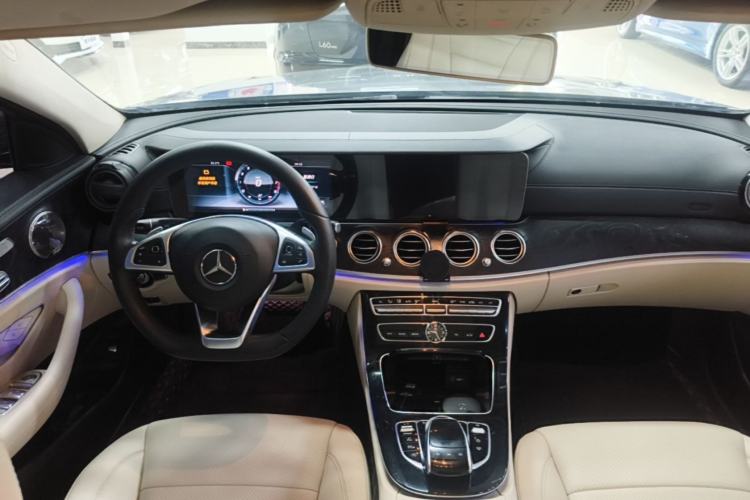 Used Mercedes-Benz E-Class 2017 E 300 L Sport Luxury Edition Steering Wheel