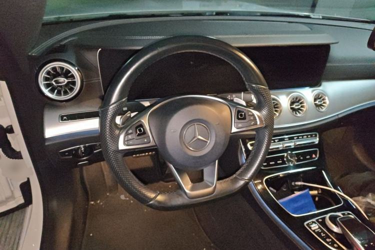 Used Mercedes-Benz E-Class 2017 E 300 Coupe Steering Wheel