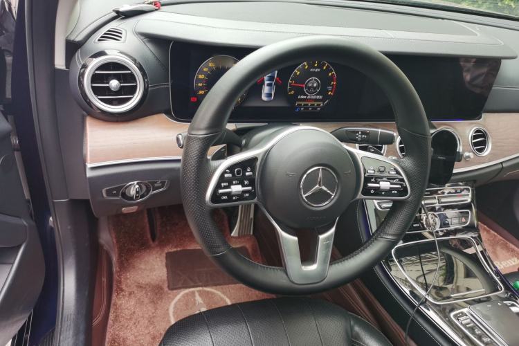 Used Mercedes-Benz E-Class 2017 E 300 L Luxury Model Steering Wheel