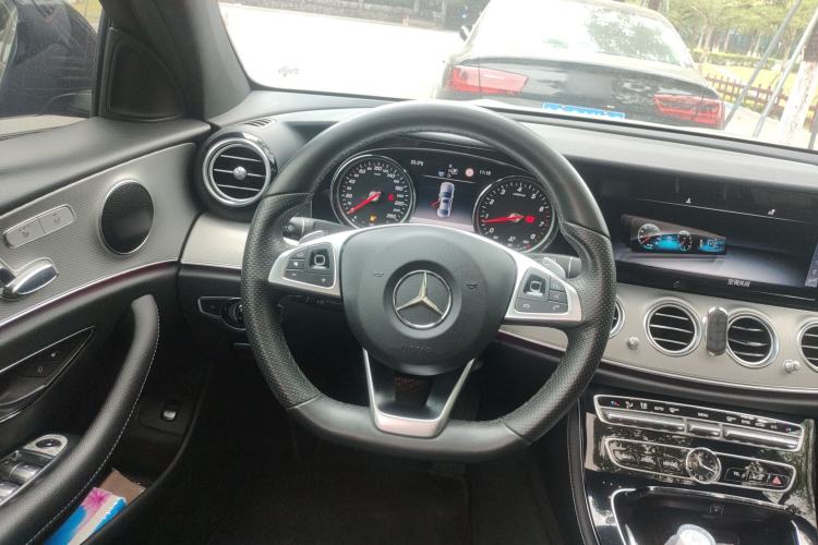 Used Mercedes-Benz E-Class 2017 E 200 Sport 4MATIC Steering Wheel