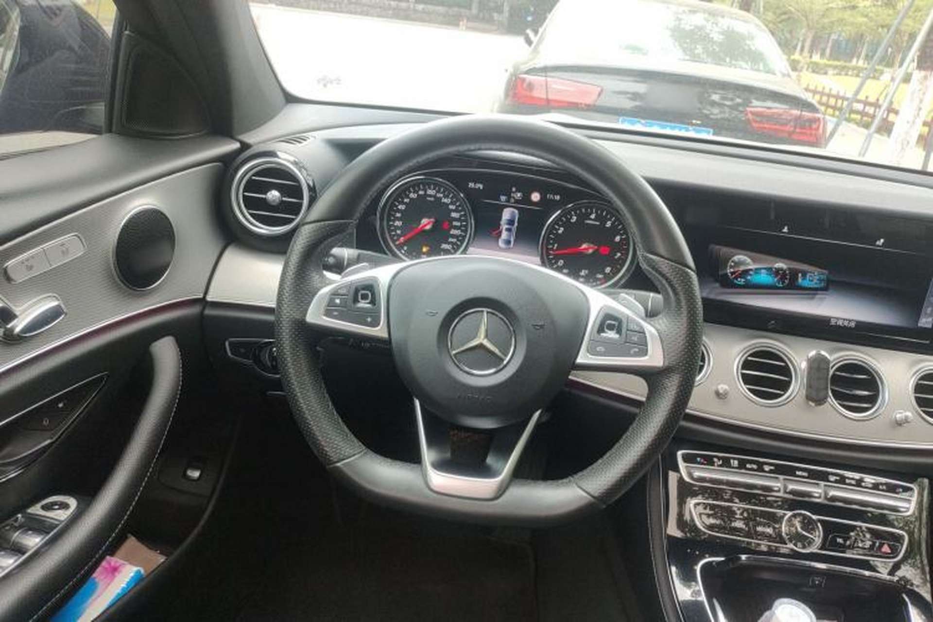 Used Mercedes-Benz E-Class 2017 E 200 Sport 4MATIC Steering Wheel