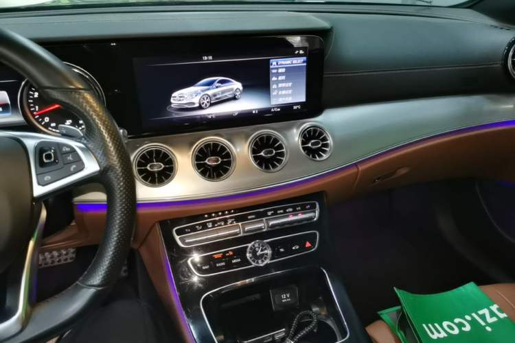 Used Mercedes-Benz E-Class 2017 E 300 Coupe Audio And AC Panel