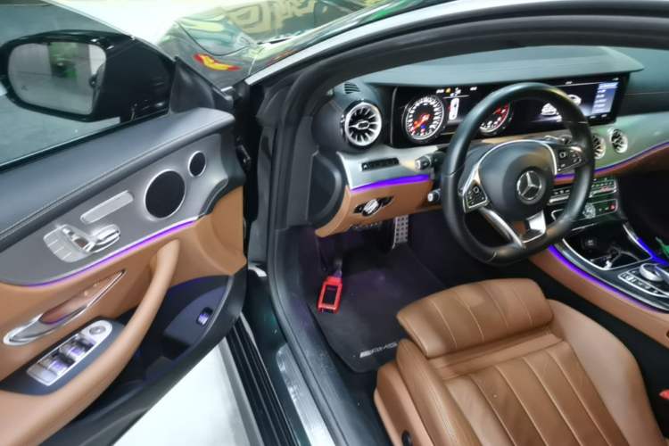 Used Mercedes-Benz E-Class 2017 E 300 Coupe Driver Seat