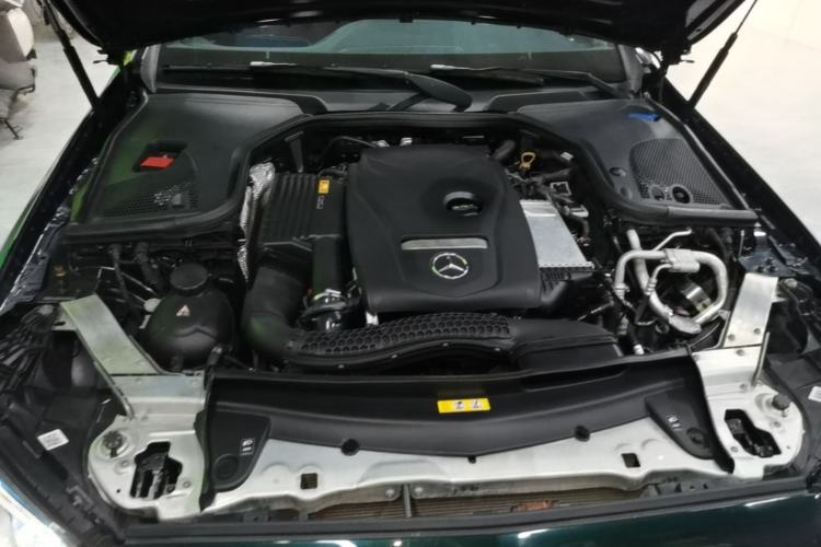 Used Mercedes-Benz E-Class 2017 E 300 Coupe Engine Bay