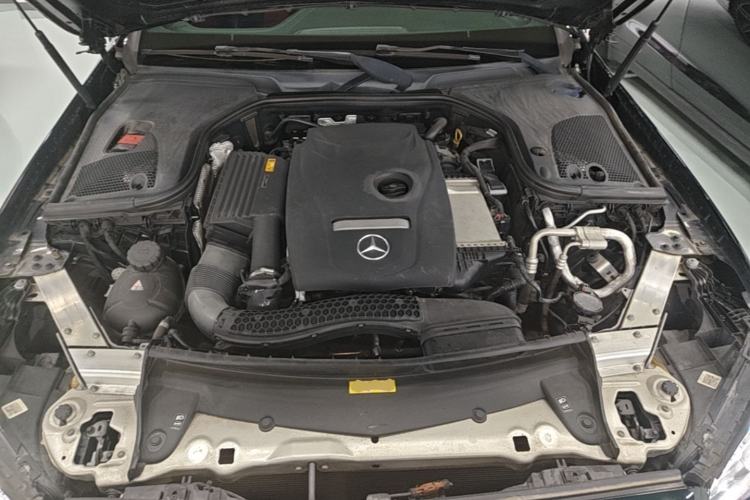 Used Mercedes-Benz E-Class 2017 E 300 Coupe Engine Bay