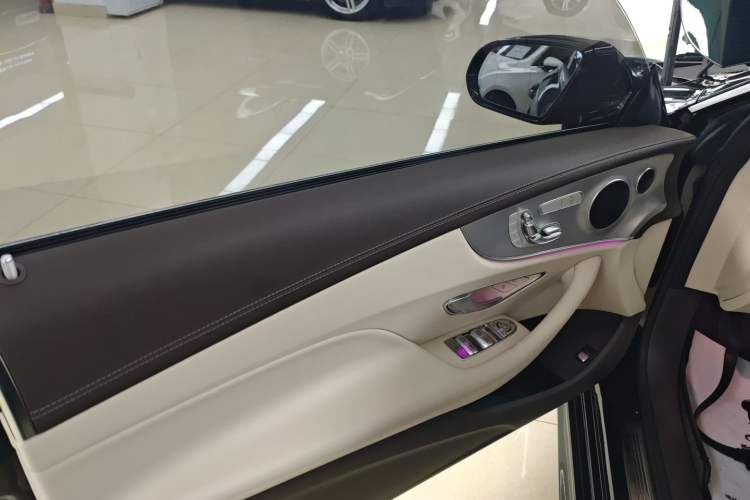 Used Mercedes-Benz E-Class 2017 E 200 Coupe Left Front Door Interior