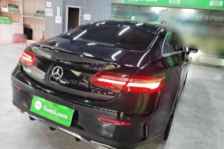 Used Mercedes-Benz E-Class 2017 E 300 Coupe Rear Right 45 Deg