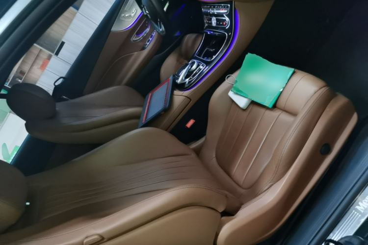 Used Mercedes-Benz E-Class 2017 E 300 Coupe Right Front Seat