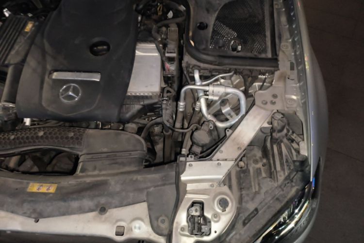 Used Mercedes-Benz E-Class 2017 E 300 L Sport Luxury Edition Engine Bay Left