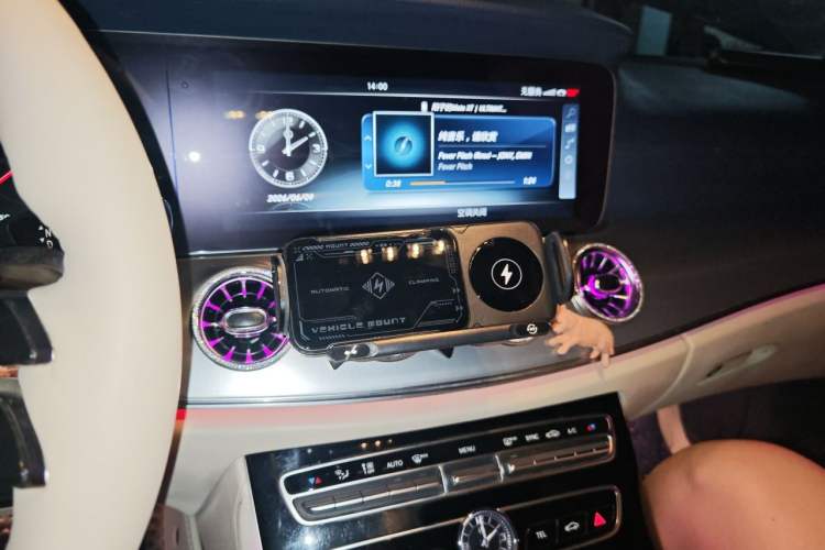 Used Mercedes-Benz E-Class 2017 E 200 4MATIC Coupe Audio And AC Panel