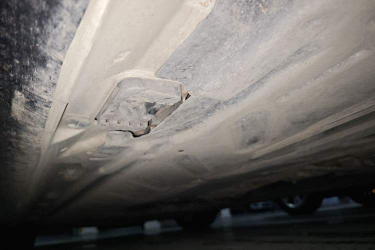 Used Mercedes-Benz E-Class 2017 E 200 4MATIC Coupe Chassis Rear Left