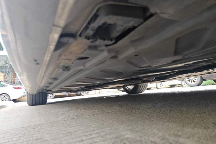 Used Mercedes-Benz E-Class 2017 E 200 Coupe Chassis Rear Left