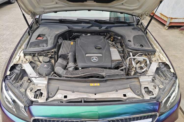 Used Mercedes-Benz E-Class 2017 E 200 Coupe Engine Bay