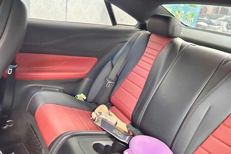 Used Mercedes-Benz E-Class 2017 E 200 Coupe Left Rear Seat
