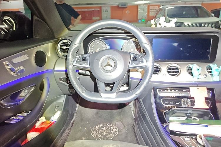 Used Mercedes-Benz E-Class 2017 E 200 Sport Steering Wheel