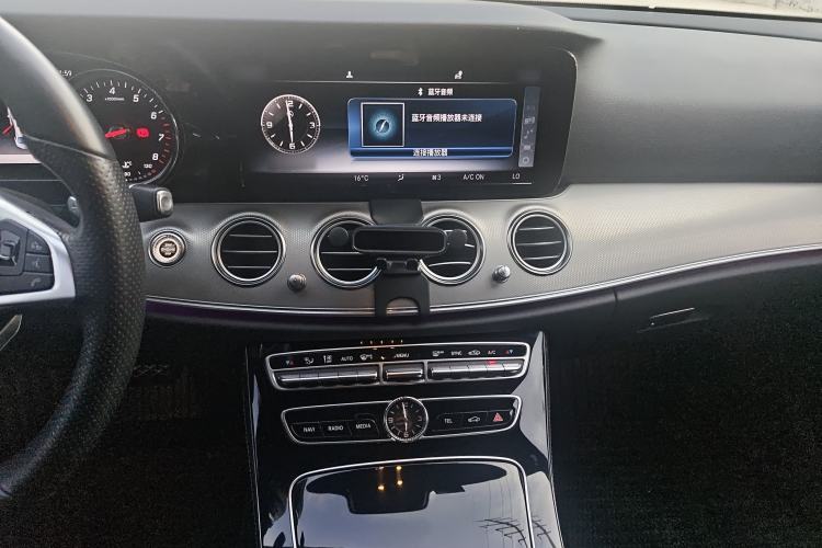 Used Mercedes-Benz E-Class 2017 E 300 Sport Edition Audio And AC Panel