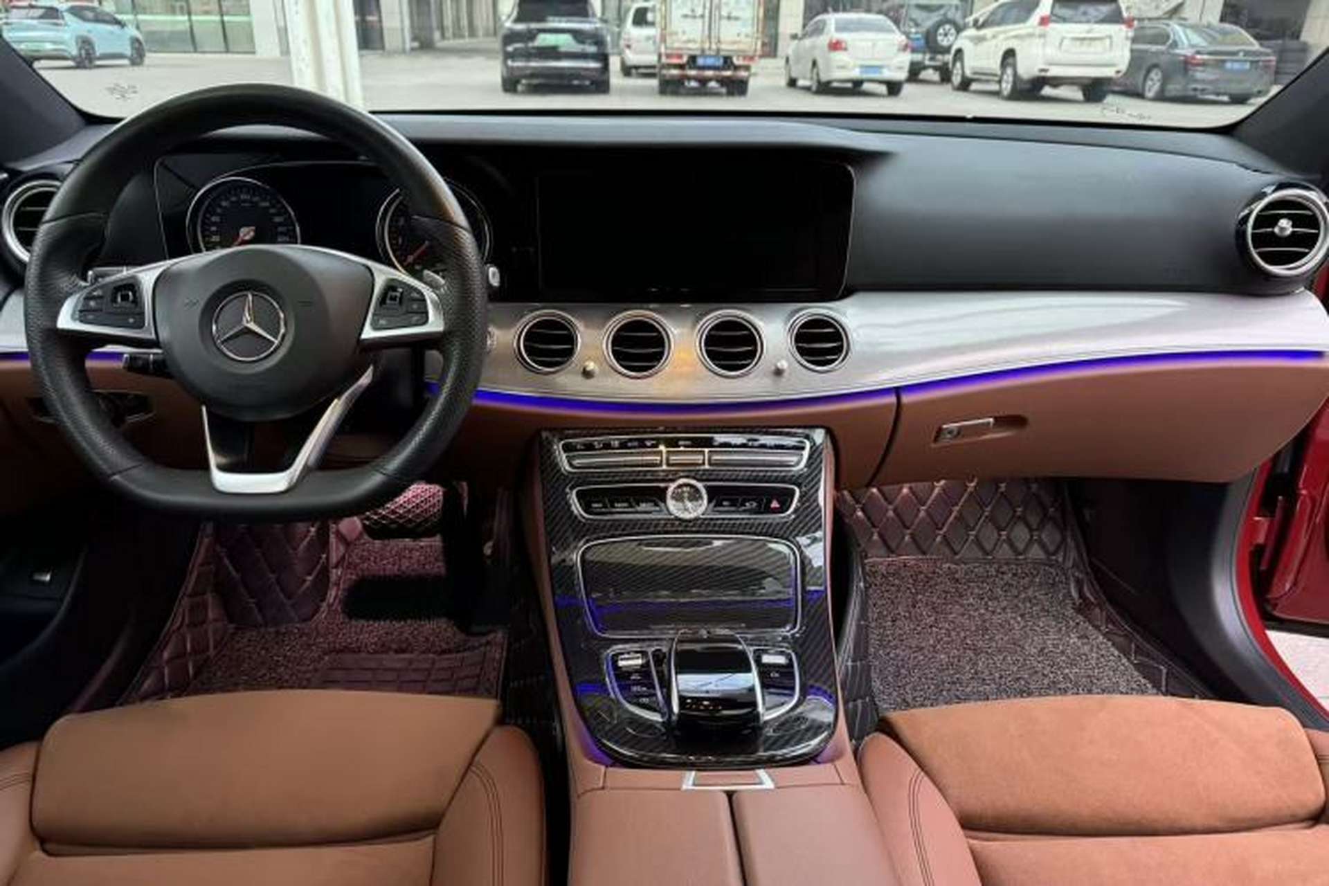 Used Mercedes-Benz E-Class 2017 E 200 Sport 4MATIC Audio And AC Panel