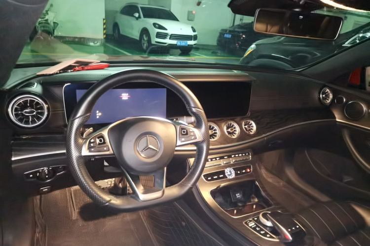Used Mercedes-Benz E-Class 2017 E 200 Coupe Center Console