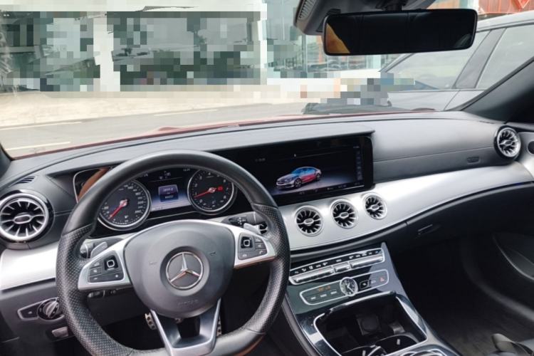 Used Mercedes-Benz E-Class 2017 E 200 Coupe Center Console