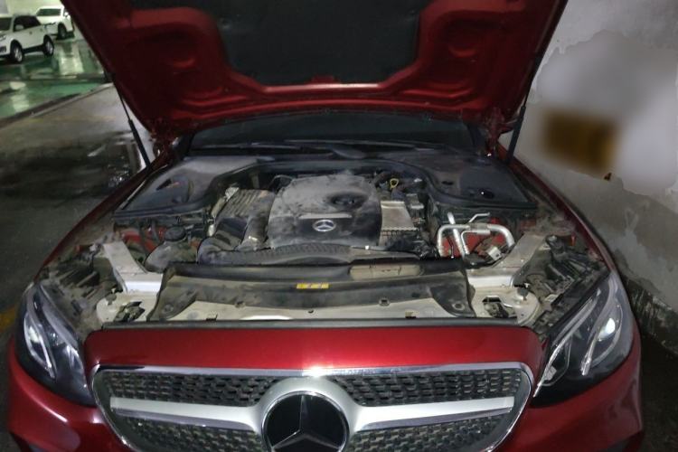 Used Mercedes-Benz E-Class 2017 E 200 Coupe Engine Bay