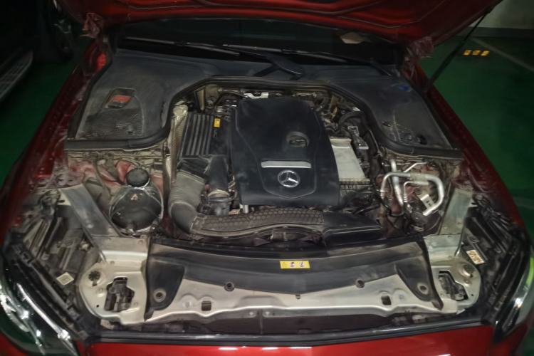 Used Mercedes-Benz E-Class 2017 E 200 Coupe Engine Bay