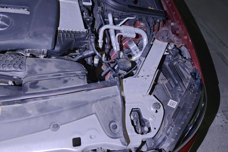 Used Mercedes-Benz E-Class 2017 E 200 Coupe Engine Bay Left