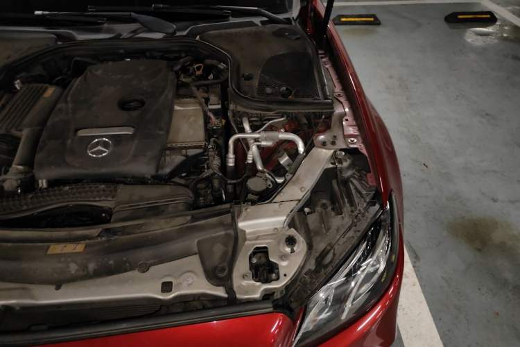 Used Mercedes-Benz E-Class 2017 E 300 L Sport Luxury Edition Engine Bay Left