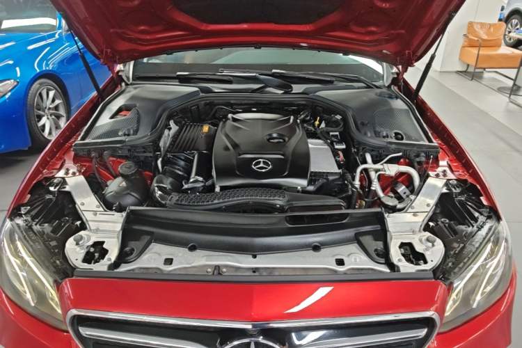 Used Mercedes-Benz E-Class 2017 E 300 Sport Edition Engine Bay