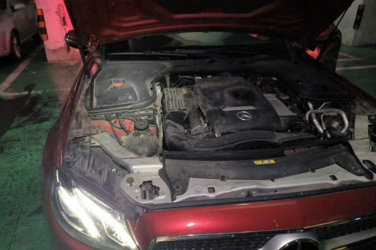 Used Mercedes-Benz E-Class 2017 E 200 Coupe Engine Bay Right