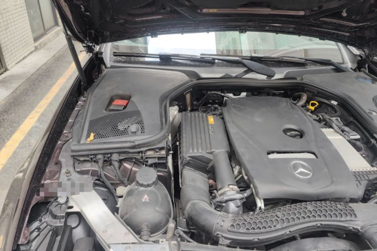 Used Mercedes-Benz E-Class 2017 E 200 4MATIC Coupe Engine Bay Right