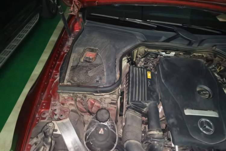Used Mercedes-Benz E-Class 2017 E 200 Coupe Engine Bay Right